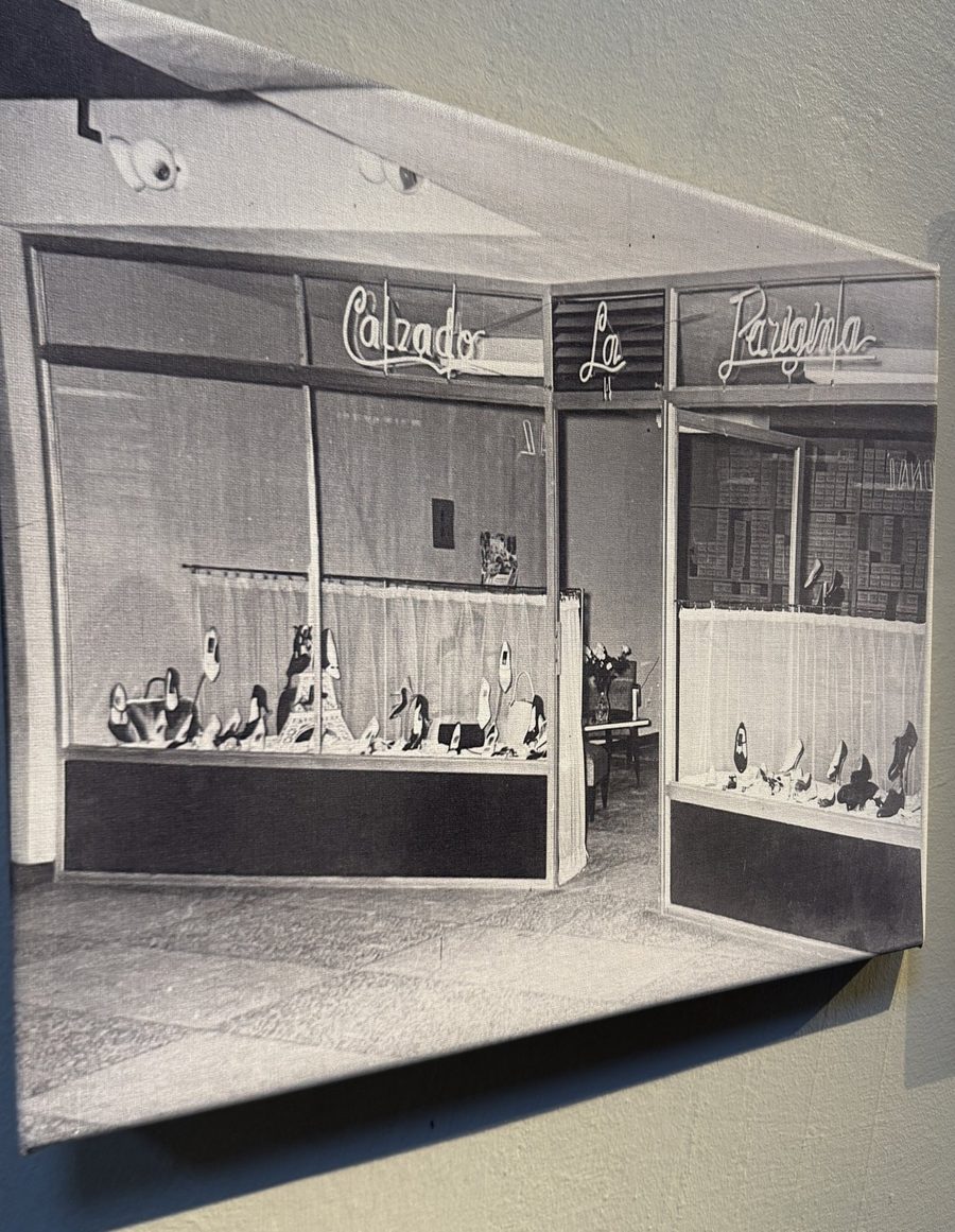 Fachada de la fabricación de calzado Calzados La Parigina